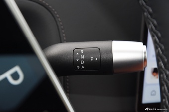 2025款理想L9 Ultra 智能焕新版