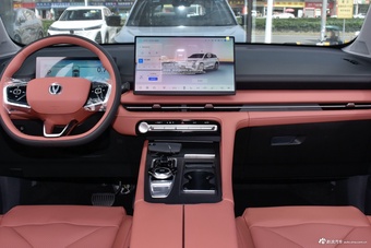 2026款长安CS75 PLUS 智慧冠军版 1.5T 新蓝鲸 智航型