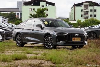 2025款艾瑞泽8 PRO 1.6T 豪华+