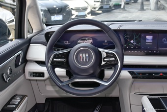 2026款别克GL8插混 陆尊 奢享版