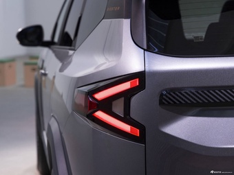 2025款Bigster TCe 130 4x4 Extreme