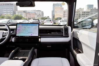 2025款风云X3 401风尚版