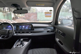 2025款瑞虎7 PLUS 1.6TGDI DCT尊贵型