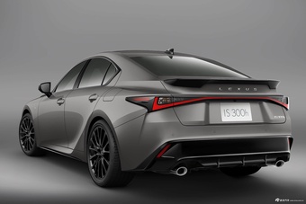 2027款雷克萨斯IS 300h F SPORT Mode Black Ⅵ官图