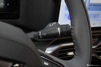 2025款吉利牛仔 1.5TD 潮玩版