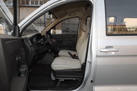 2021款五菱宏光V 1.5L改款劲享版LAR