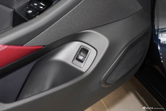 2026款宝马i5 eDrive 40L M运动套装