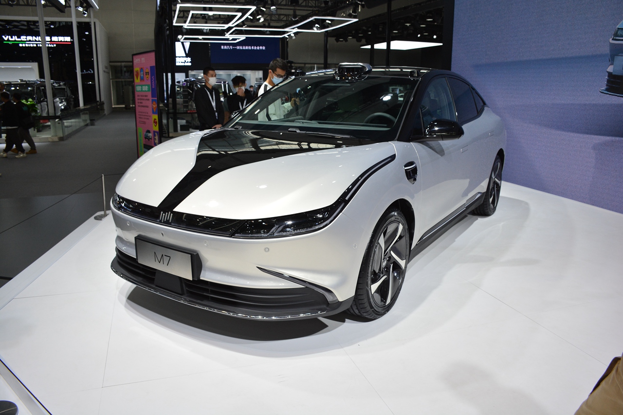 威马M7