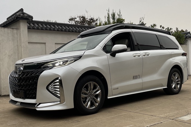 华东牌商务车图片