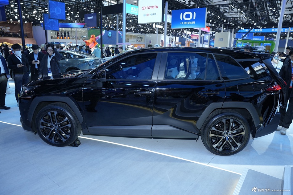 家用舒适，商务有面，最大折扣7.0折，丰田RAV4荣放真的不考虑开回家？