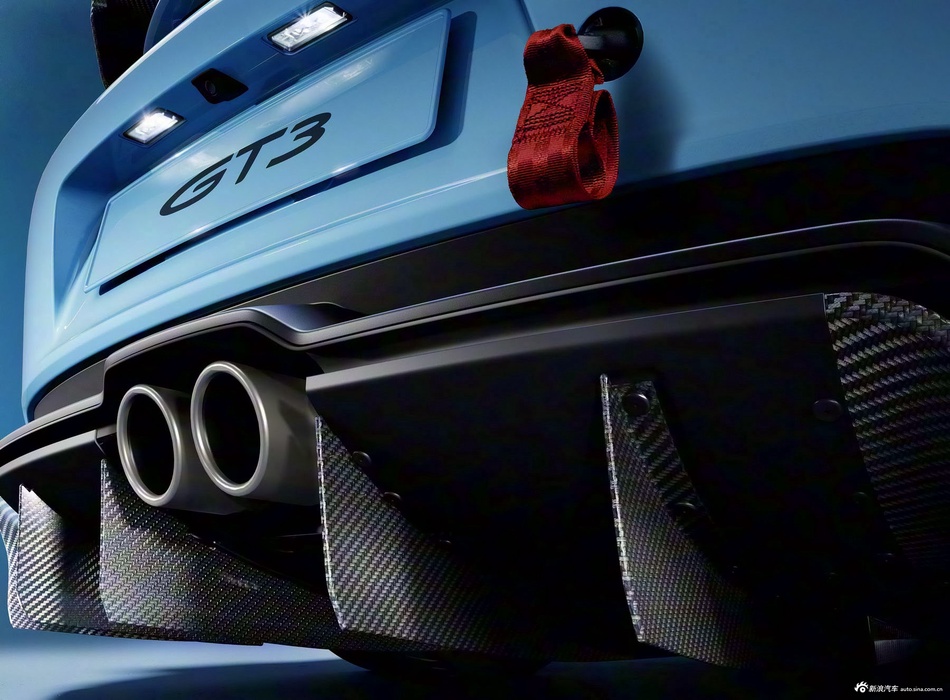 保时捷911好开真不是吹的，11月热销最高直降30.30万