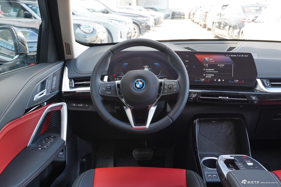 实力担当，价格走心，宝马iX1 10月热销，最大折扣5.6折