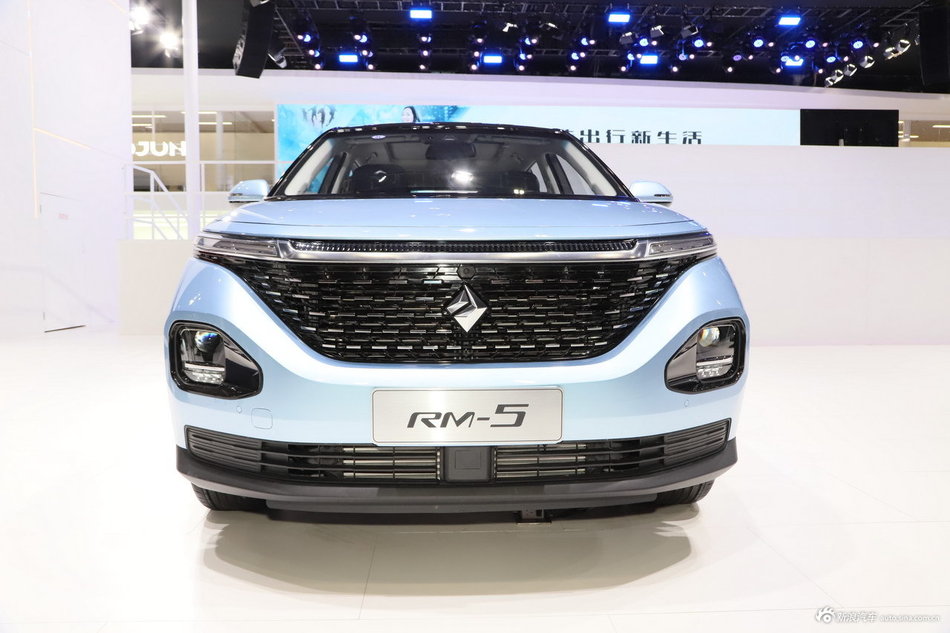 2月新车比价 新宝骏RM-5大连最高降0.70万